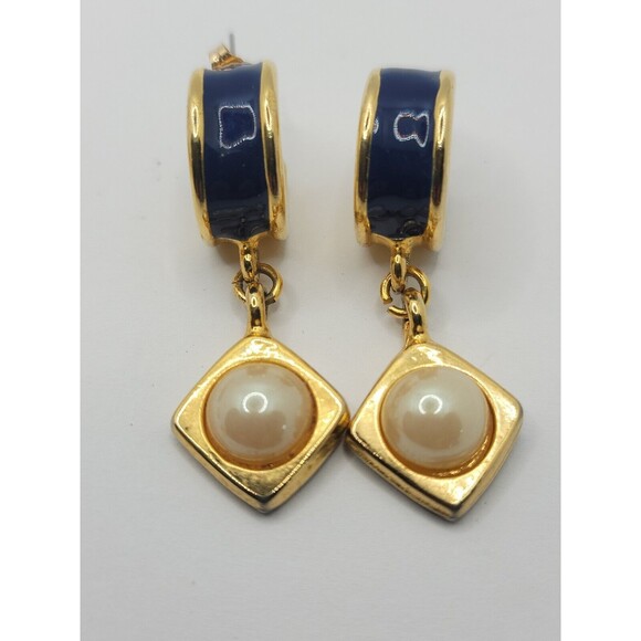 Gold Tone Pearl Earrings Pierced Lot of Four - Picture 3 of 5